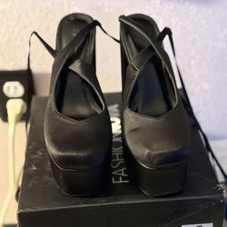 Women’s Black Tie Up Platform Heels