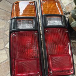 Toyota Pickup Taillights 