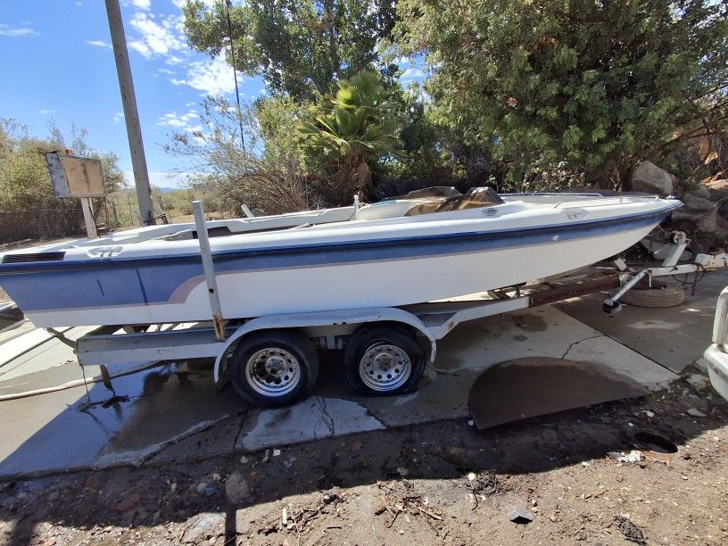 20 foot American skier competition style ski boat. Open bow, direct drive, 350 Chevy motor,  