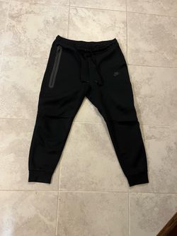 Nike tech fleece pants