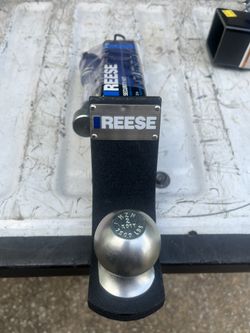 Reese 2” Hitch With Lock Included
