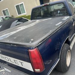 Chevrolet OBS Bed Cover 