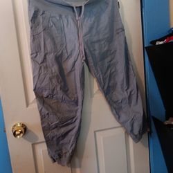 Bonito Pantalón Poco Uso Para El Calor Taya M O L