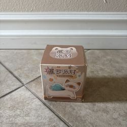 Damaed box Siamese party Energy Crystal Little Bean figurine blind box.