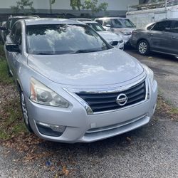2013 NISSAN ALTIMA 