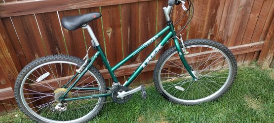 Trek 26 inch mountain bike