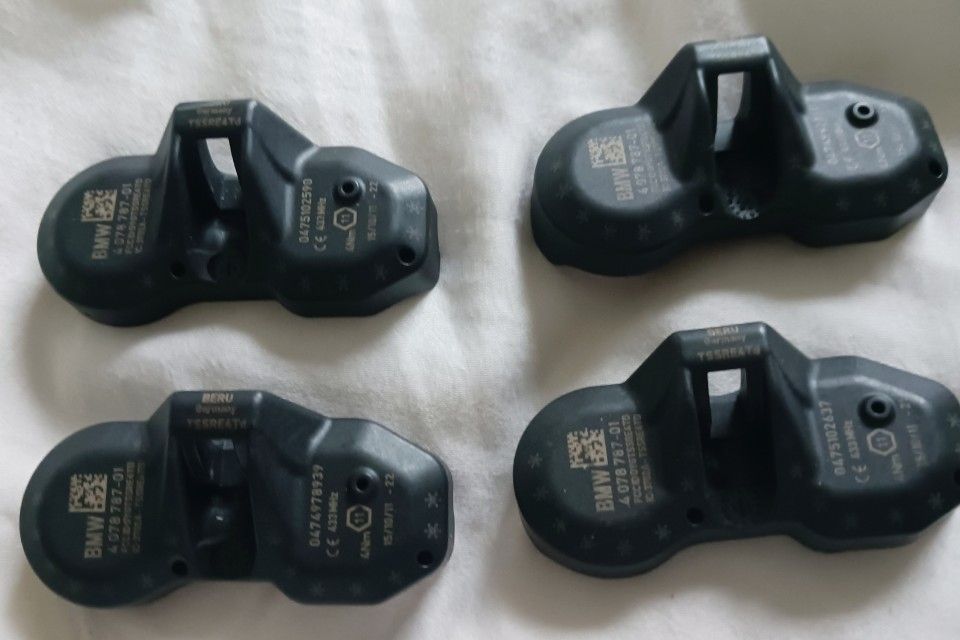 BMW 4X USED TPMS OEM SENSORS