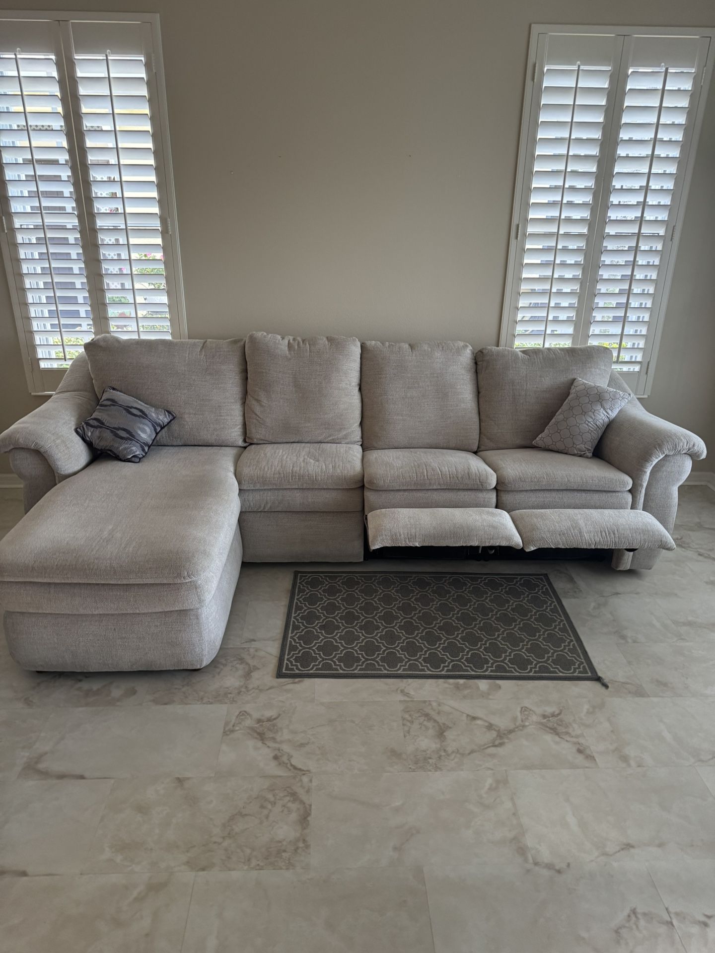 La-Z-Boy Recliner Couch