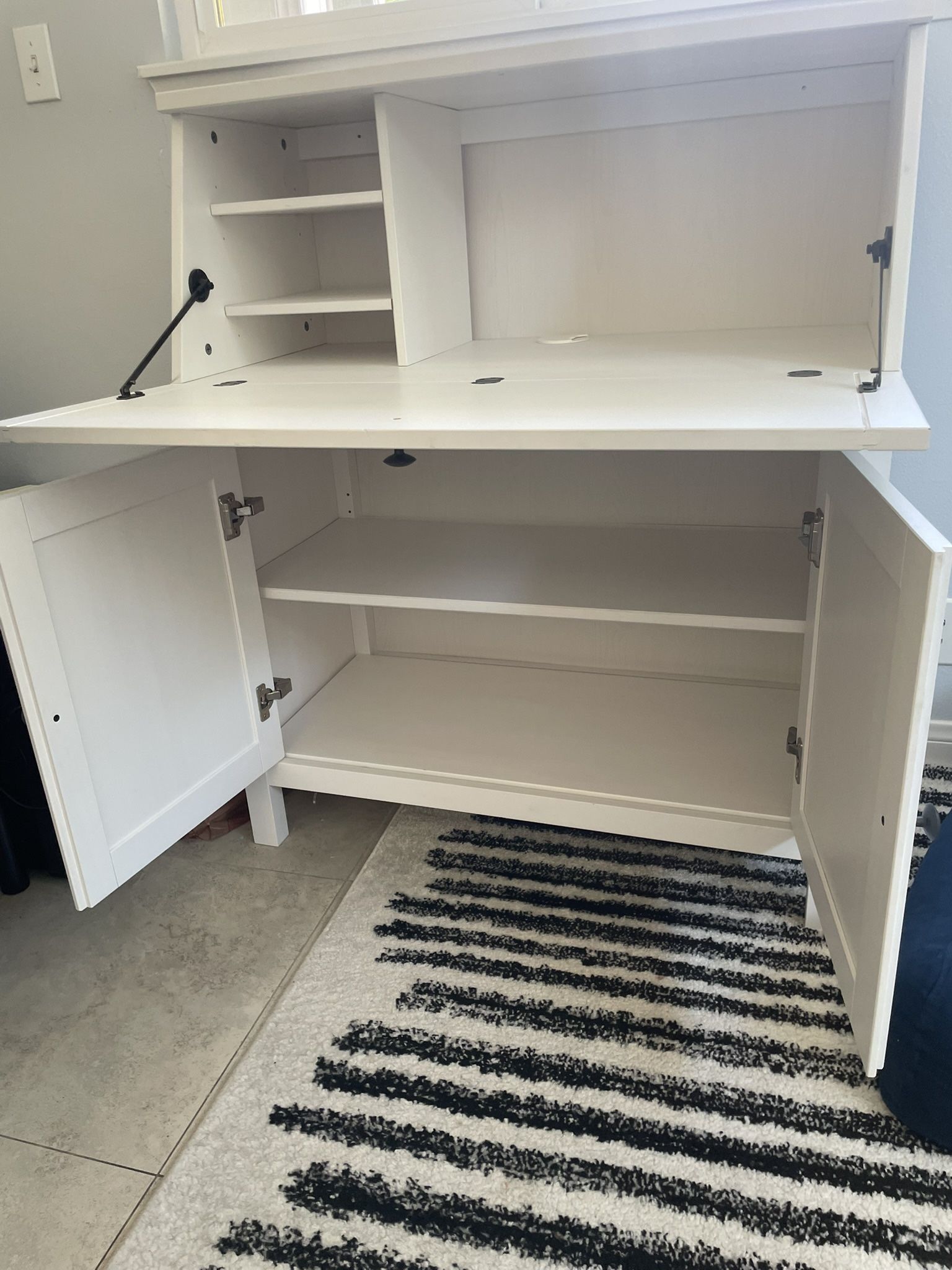 White Secretary Desk