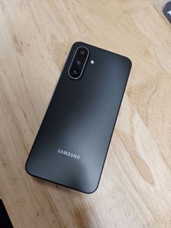 Samsung a17 128gb.   TMobile I  Metro pcs