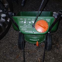 Scotts Spreading Tools 15lb