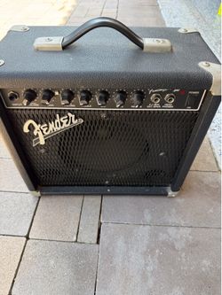 Fender frontman reverb amp