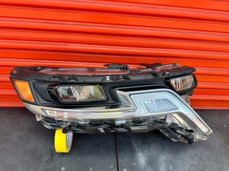 2021-2022-2023-2024 Kia Carnival RIGHT PASSENGER  Side Headlight Reflector OEM