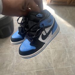 Kids Air Jordan 1size 9c