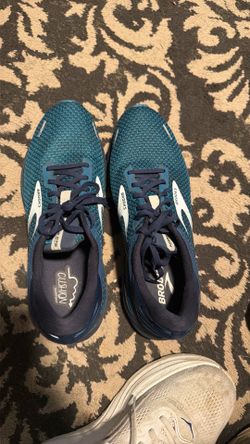 Running shoes