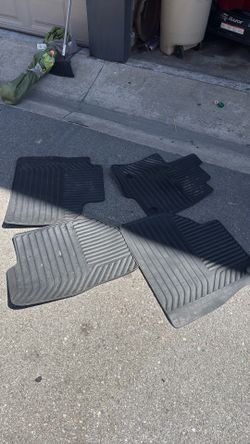 Truck floor mats