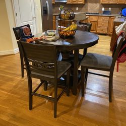 Kitchen Table set (Price drop)