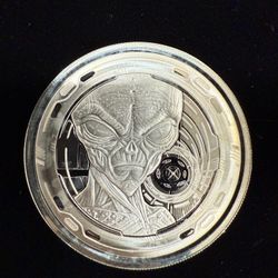 2022 Republic of Ghana Alien 1 Troy Oz Fine Silver 5 Cedis Coin with toning