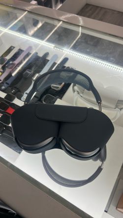 AirPods Max (black,white)