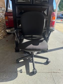 Steelcase Office Premium Chair