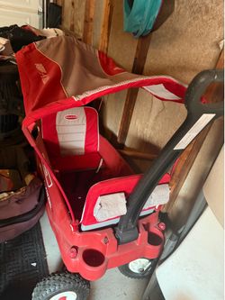 Radio flyer wagon