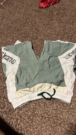 Milwaukee Bucks Shorts, Green, Large, NBA