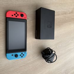 Nintendo Switch 1 + Dock & Charger - Read Notes