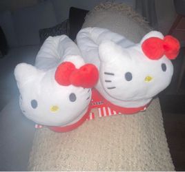 Hello Kitty Slippers