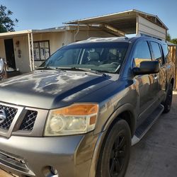 2013 Nissan Armada