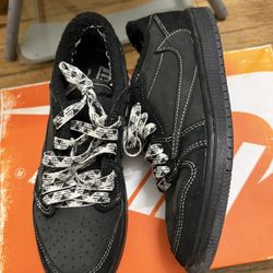 Travis Scott “Black Phantom”