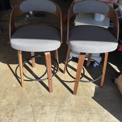 Bar Stools 