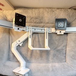 Ergotron HX White Dual Monitor Arm