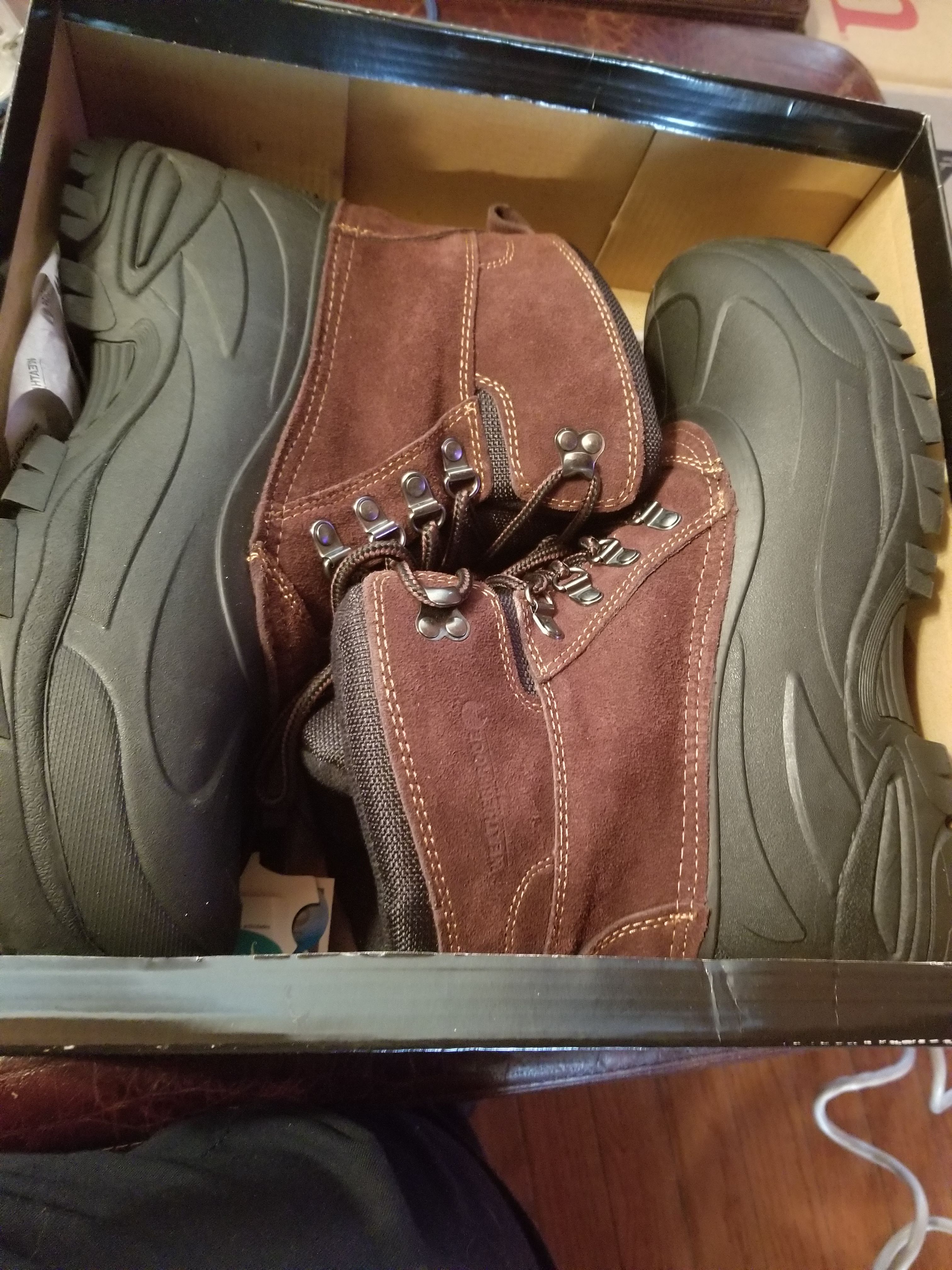 weatherproof rain boots 10.5