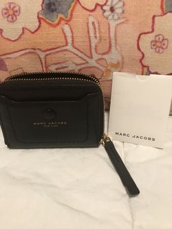 Marc Jacobs small zip wallet