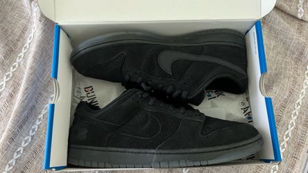Nike Dunk Low Undefeated Size 12