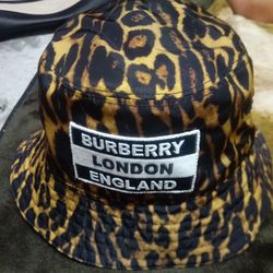 BurBerry London England 