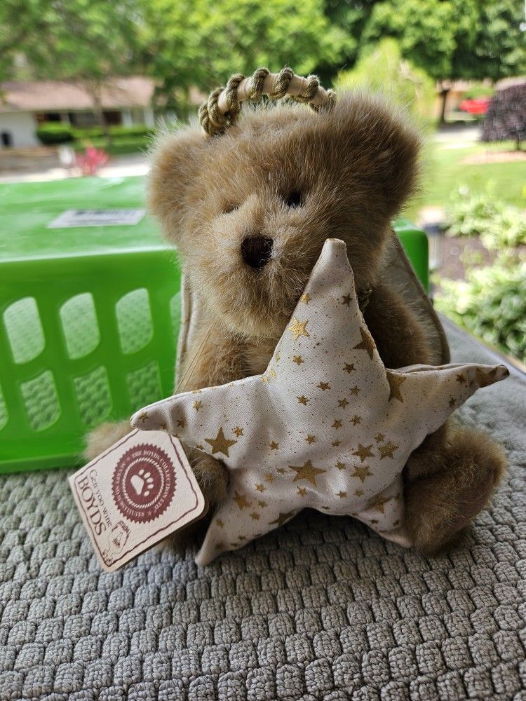 Boys Bear. New