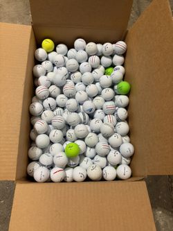 Box of over 500 golf balls ( I stopped counting at 500 and just threw the rest in)
