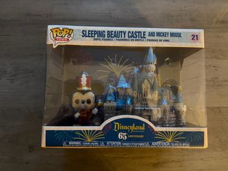 Funko Pop Town Sleeping Beauty Castle & Mickey Mouse #2.1 – Disneyland 65th Anniversary