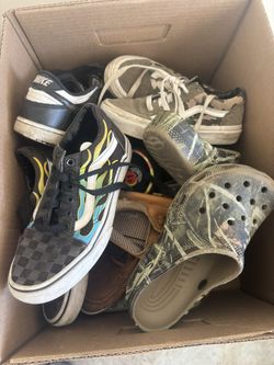 BOX OF BOYS SHOES – $15 TAKES ALL! 👟