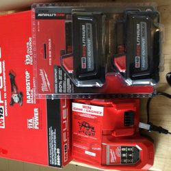 Milwaukee M18 FUEL Grinder Bundle Pack Deal.  Brand NEW.