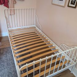 Extendable Toddler To Twin Bed