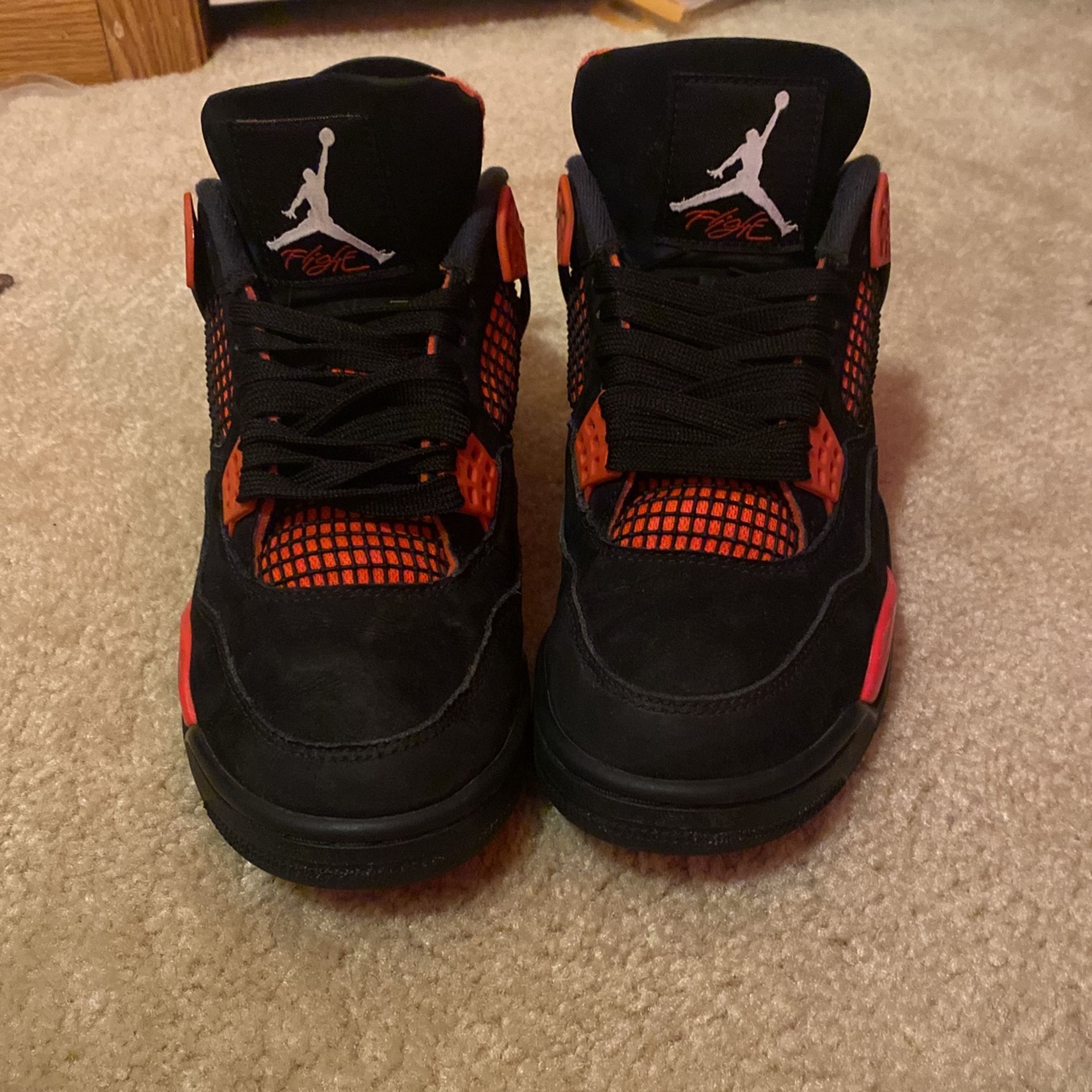 Jordan Four Red Thunder Size 8