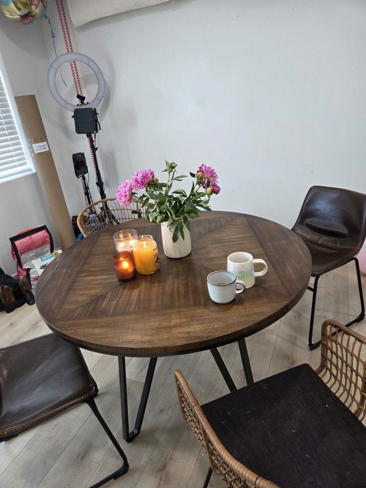Dining Set 1k Value