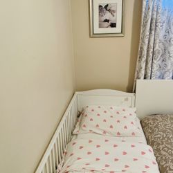 Ikea crib white 