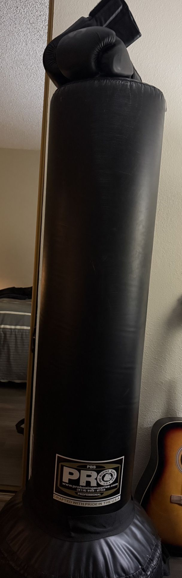 Free Standing Punching , Kicking & Boxing Bag