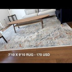 Rug 7”10 x 9”10