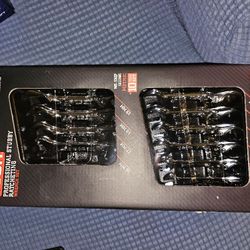 Icon professional stubby ratcheting wrenches