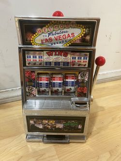 Slot Machine/ Piggy Bank ( Plastic )