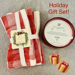  NEW Home Decor / Holiday Gift Set — Better Homes & Garden Cinnamon Christmas Holiday Candle + Matching Red & White Dinner Napkin Set